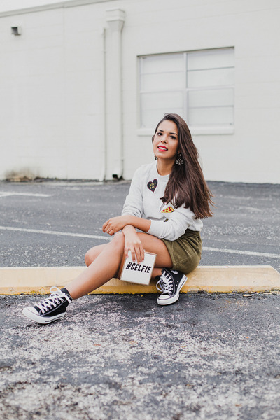 Silver-patched-forever-21-sweater-olive-green-corduroy-agaci-skirt